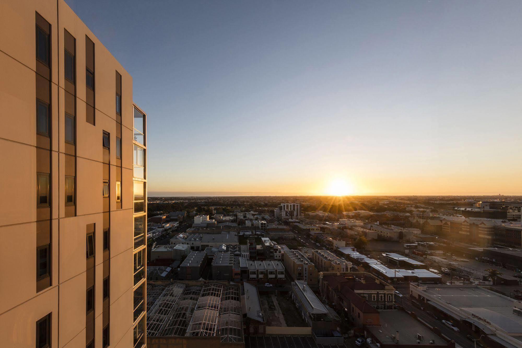 Istay Precinct Adelaide Exterior photo